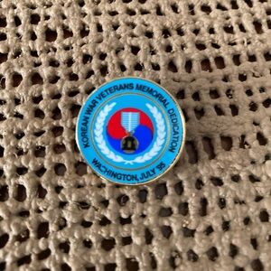 MILITARY KOREAN WAR VETERANS MEMORIAL DEDICATION WASHINGTON DC 1995 LAPEL PIN